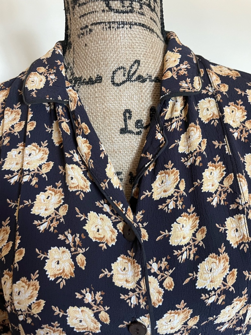 April Cornell Black Dress with Yellow Rose Print vintage Floral print size M - Picture 4 of 10